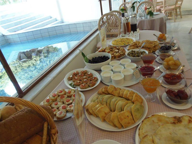 Atlantica Yakinthos Hotel Kato Daratso Luaran gambar