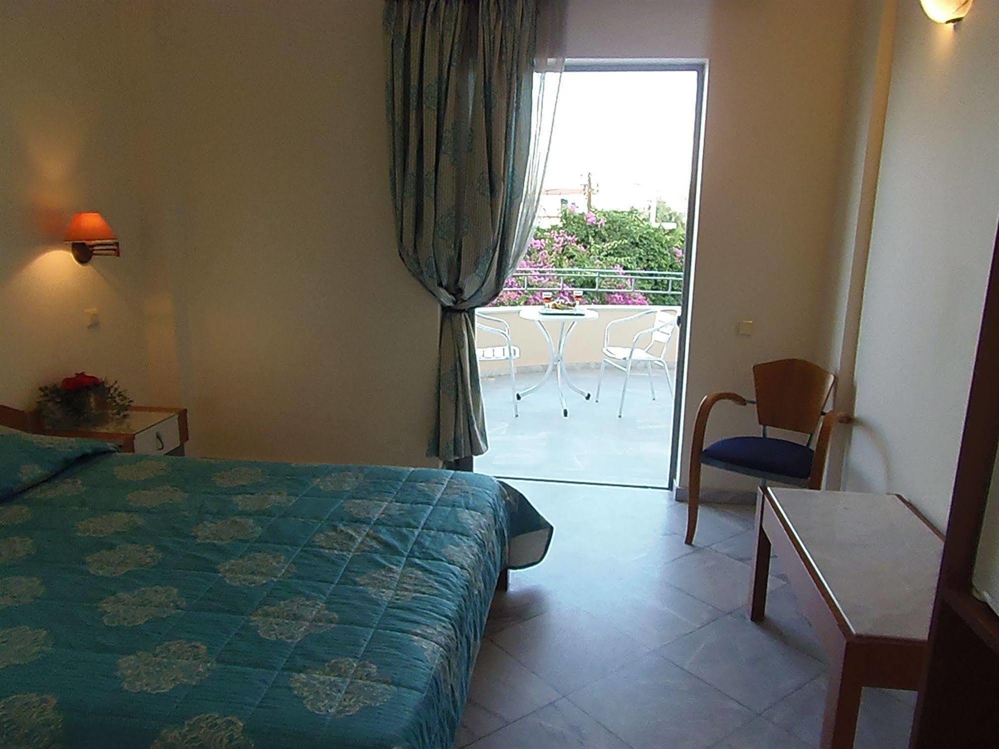 Atlantica Yakinthos Hotel Kato Daratso Luaran gambar