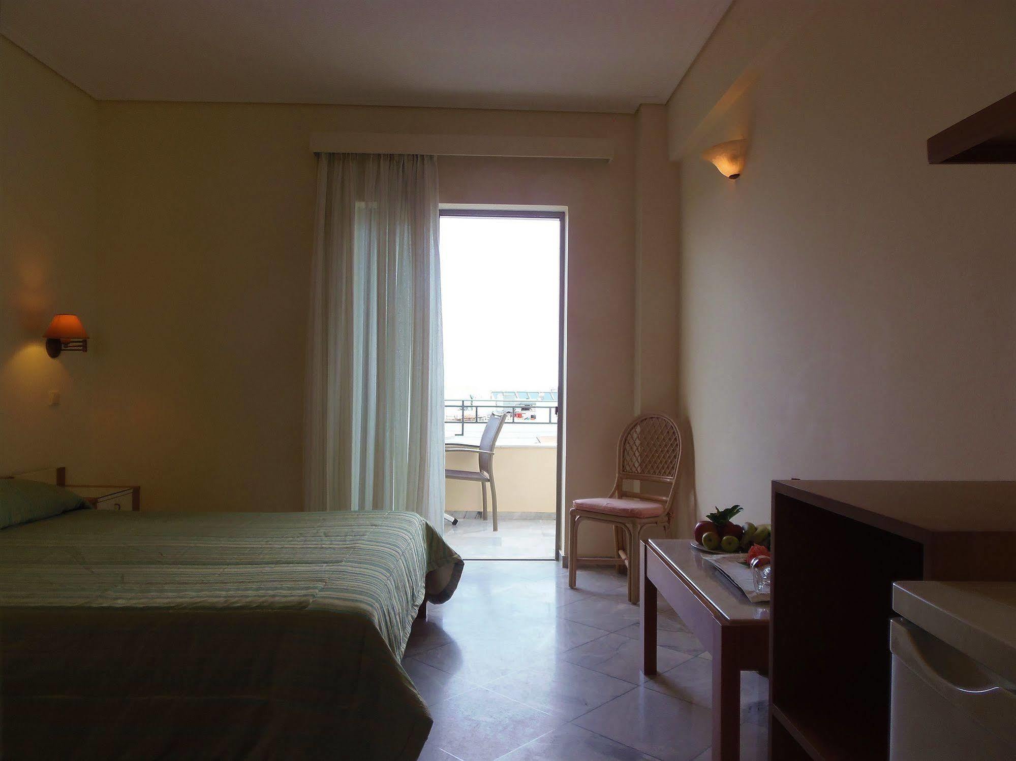 Atlantica Yakinthos Hotel Kato Daratso Luaran gambar
